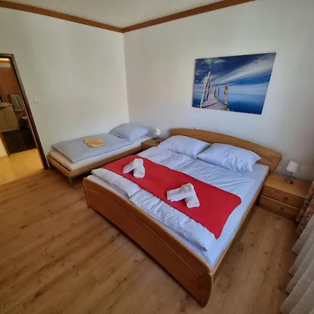 Eigelsreiter Apartment